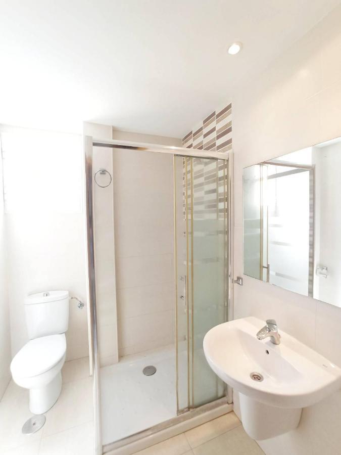 Filipinas Levante Apartament *